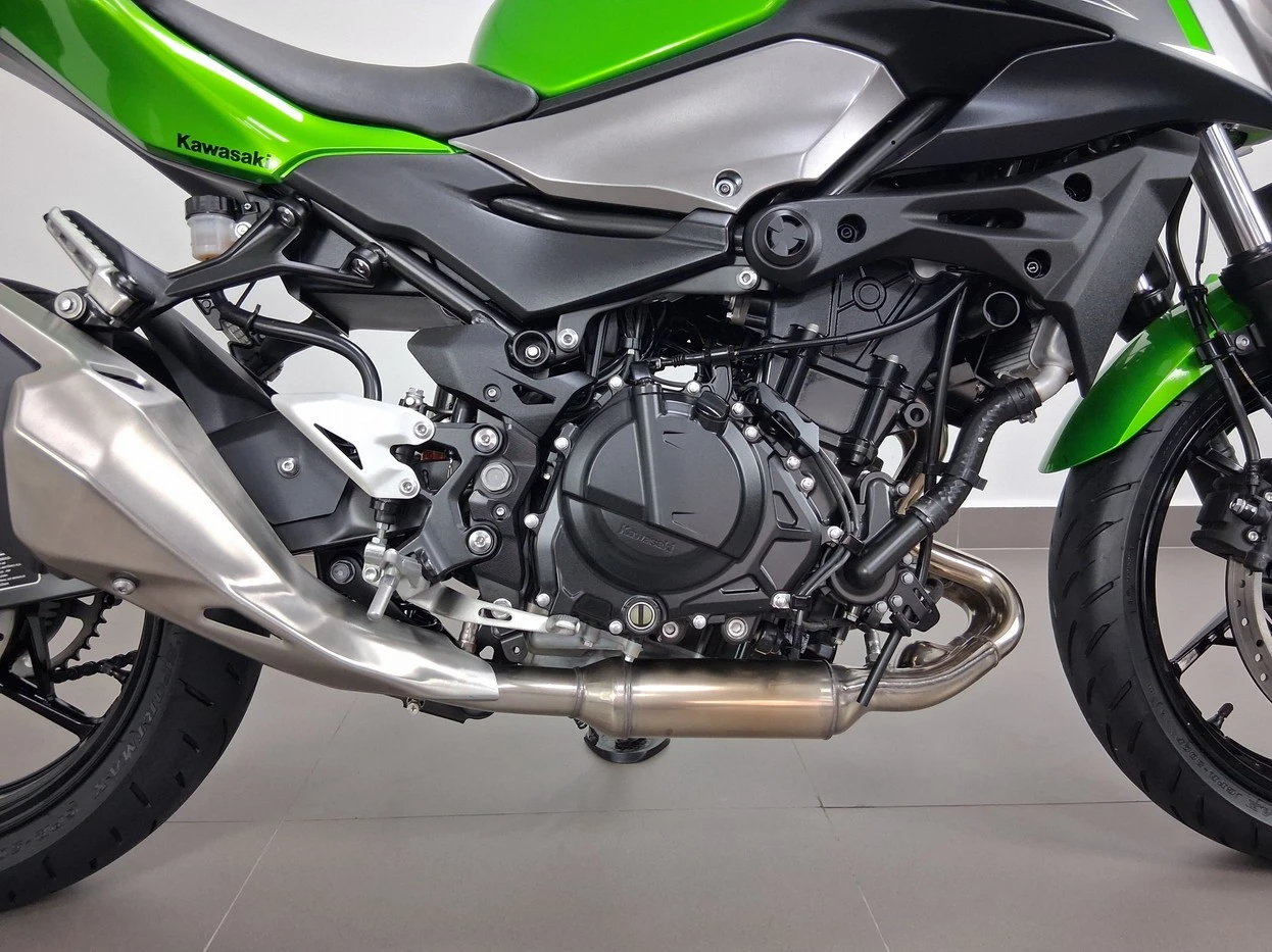 KAWASAKI Z500