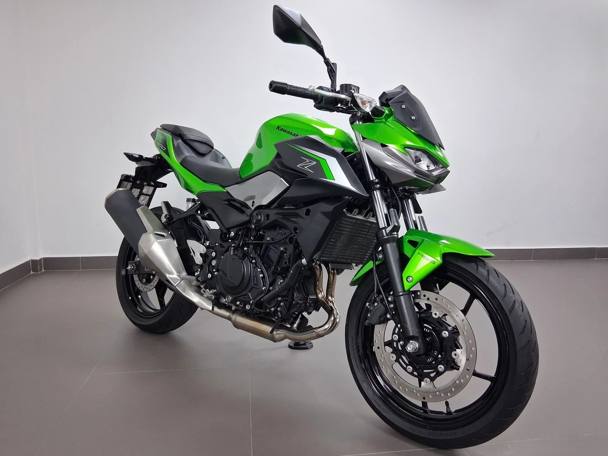 KAWASAKI Z500