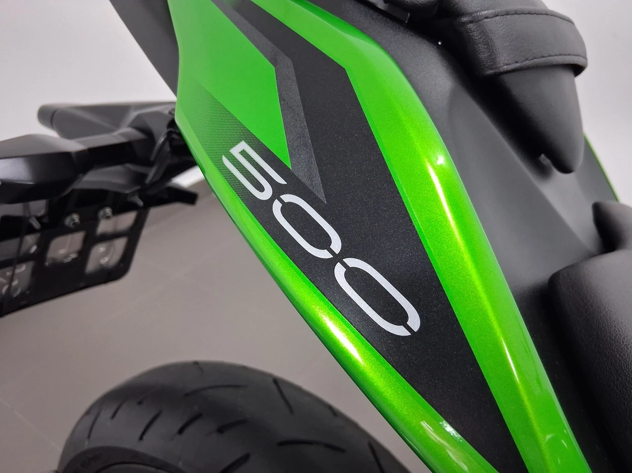 KAWASAKI Z500