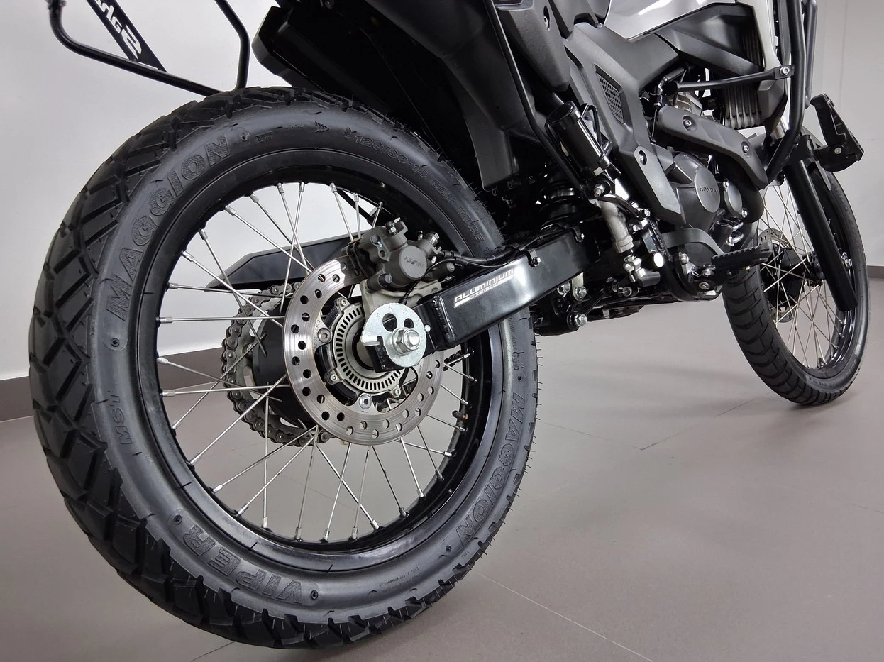 HONDA XRE 300 SAHARA