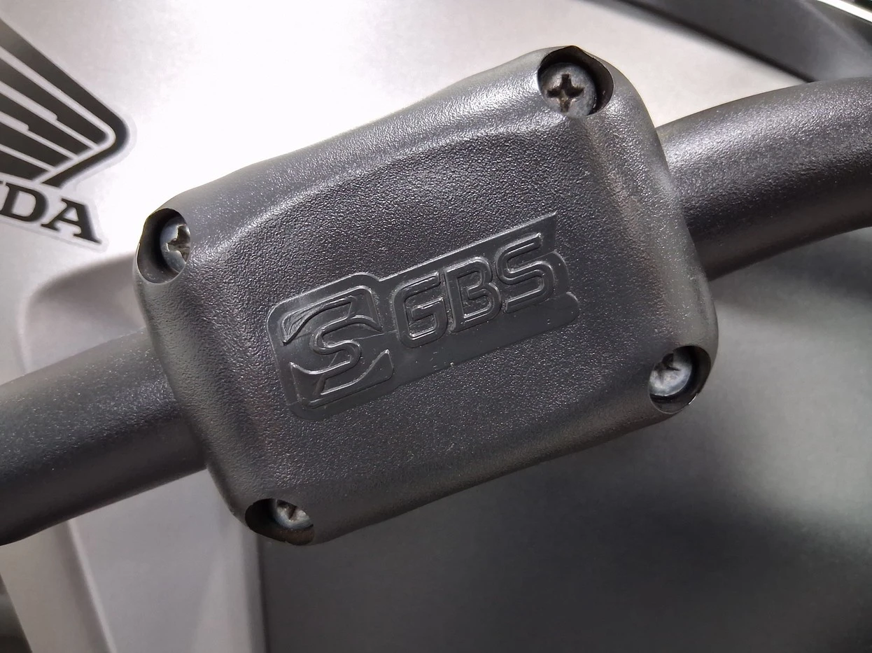 HONDA XRE 300 SAHARA