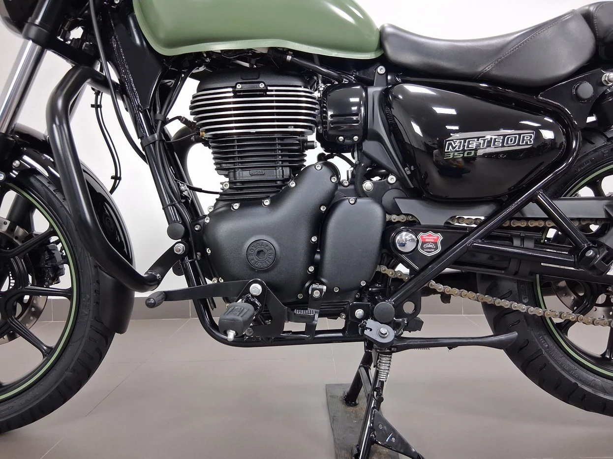 ROYAL ENFIELD METEOR 350 FIREBALL