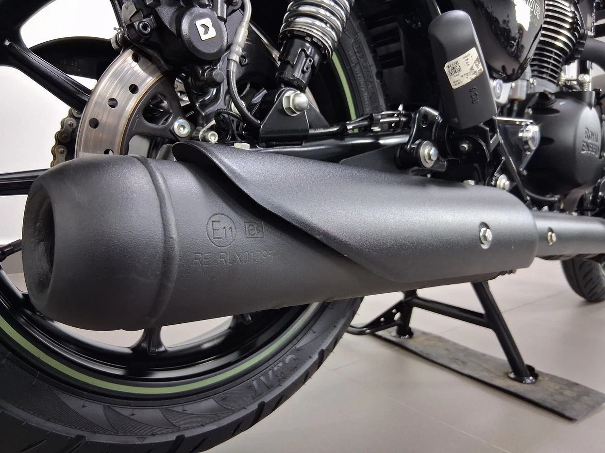 ROYAL ENFIELD METEOR 350 FIREBALL