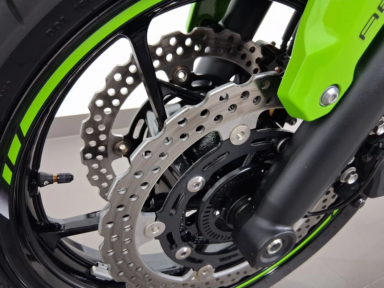 KAWASAKI NINJA 650 KRT EDITION