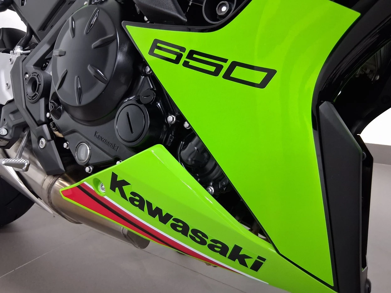 KAWASAKI NINJA 650 KRT EDITION