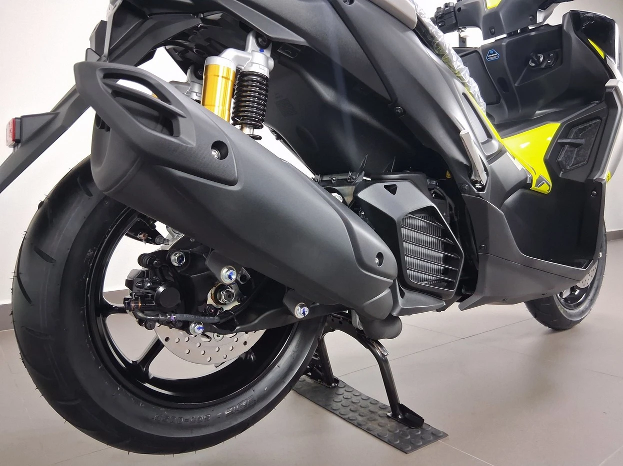 YAMAHA AEROX 160 ABS