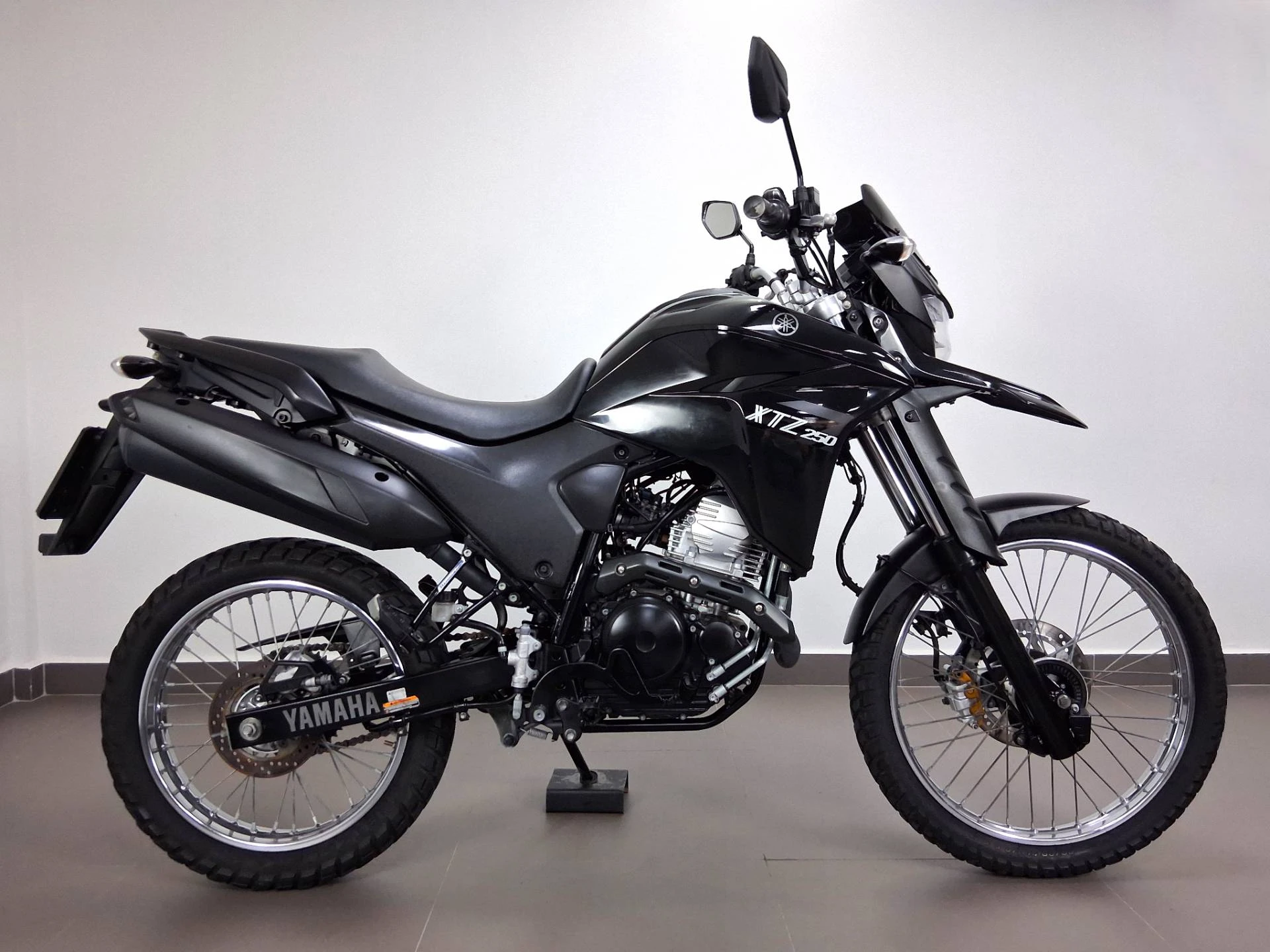YAMAHA XTZ 250 LANDER CONNECTED