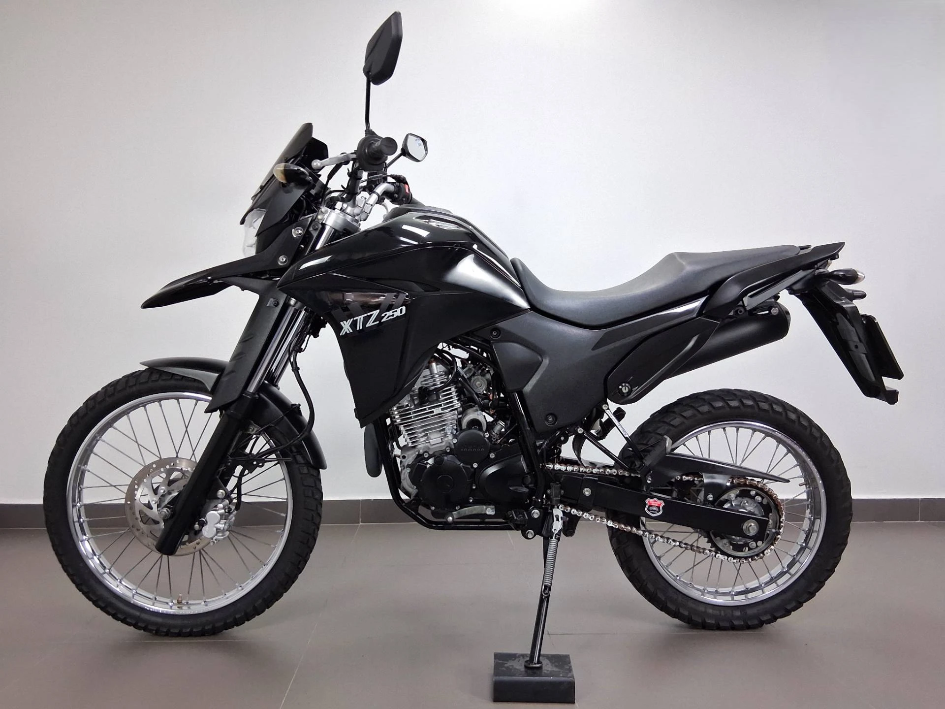 YAMAHA XTZ 250 LANDER CONNECTED