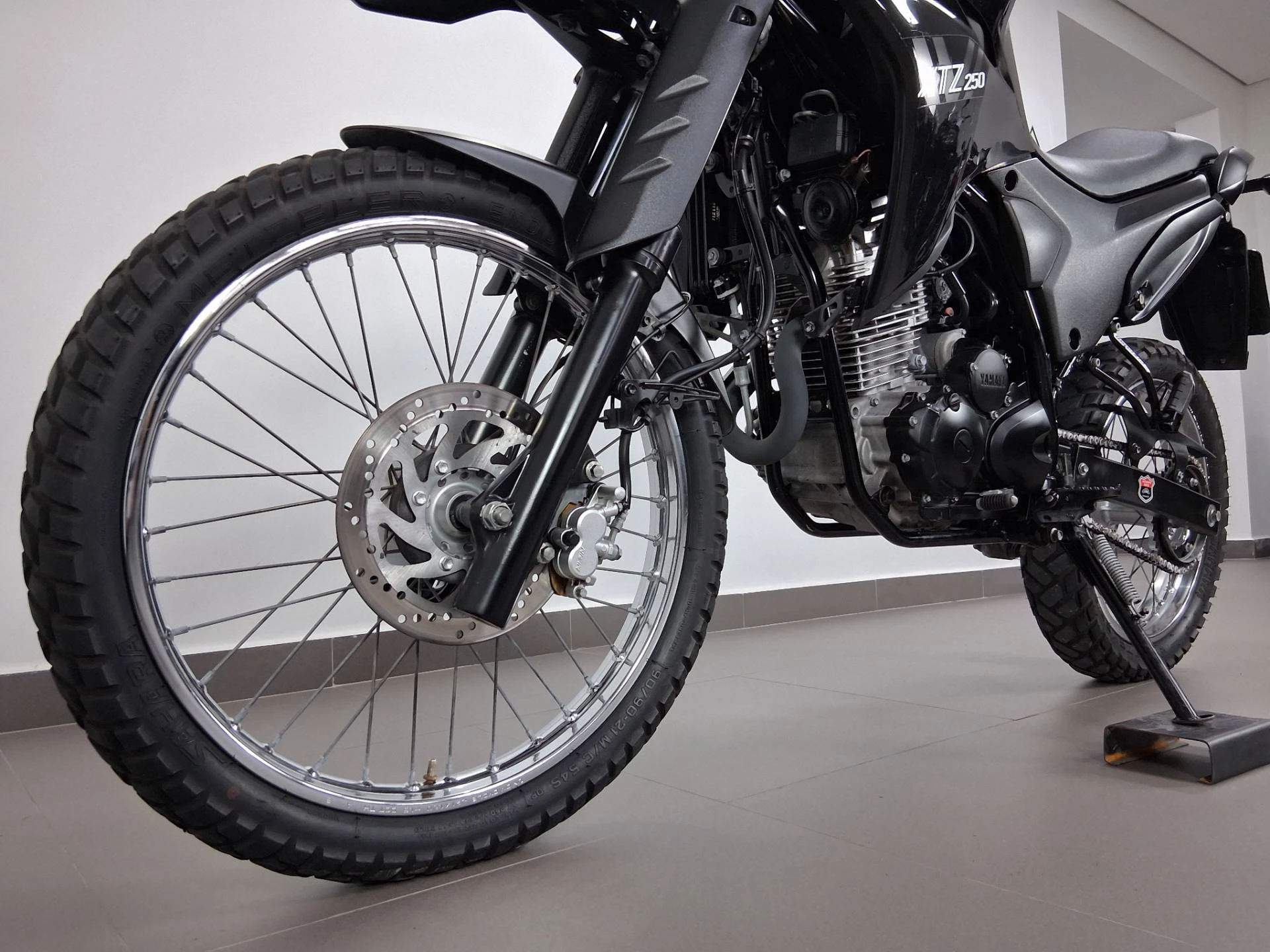 YAMAHA XTZ 250 LANDER CONNECTED