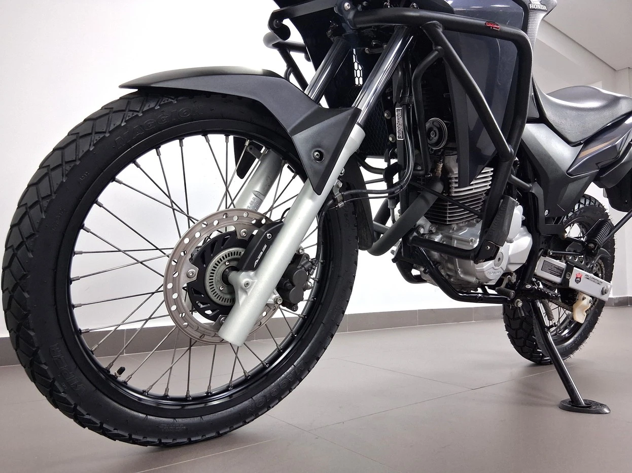 HONDA XRE 300 ABS