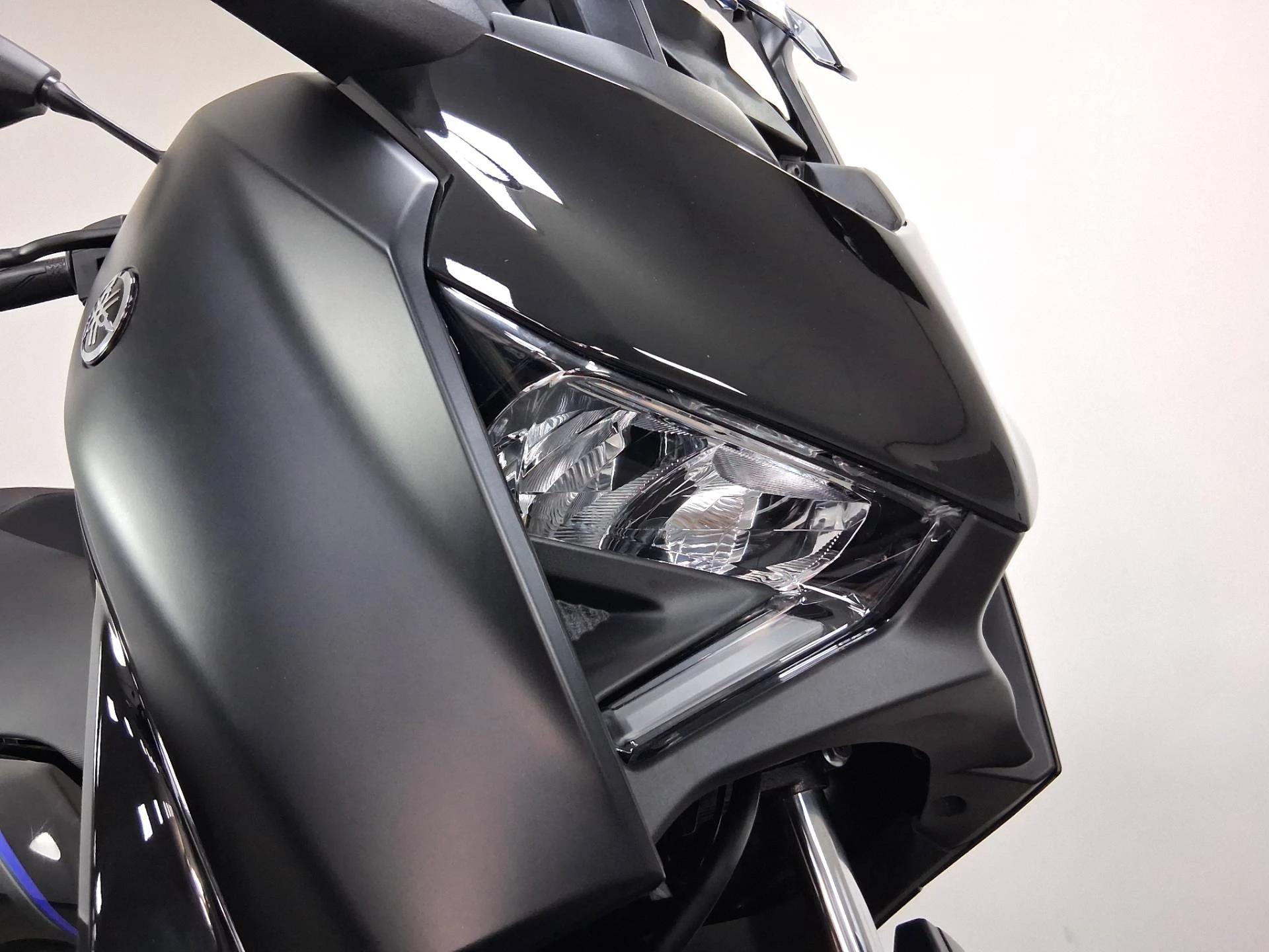 YAMAHA XMAX 300 CONNECTED ABS