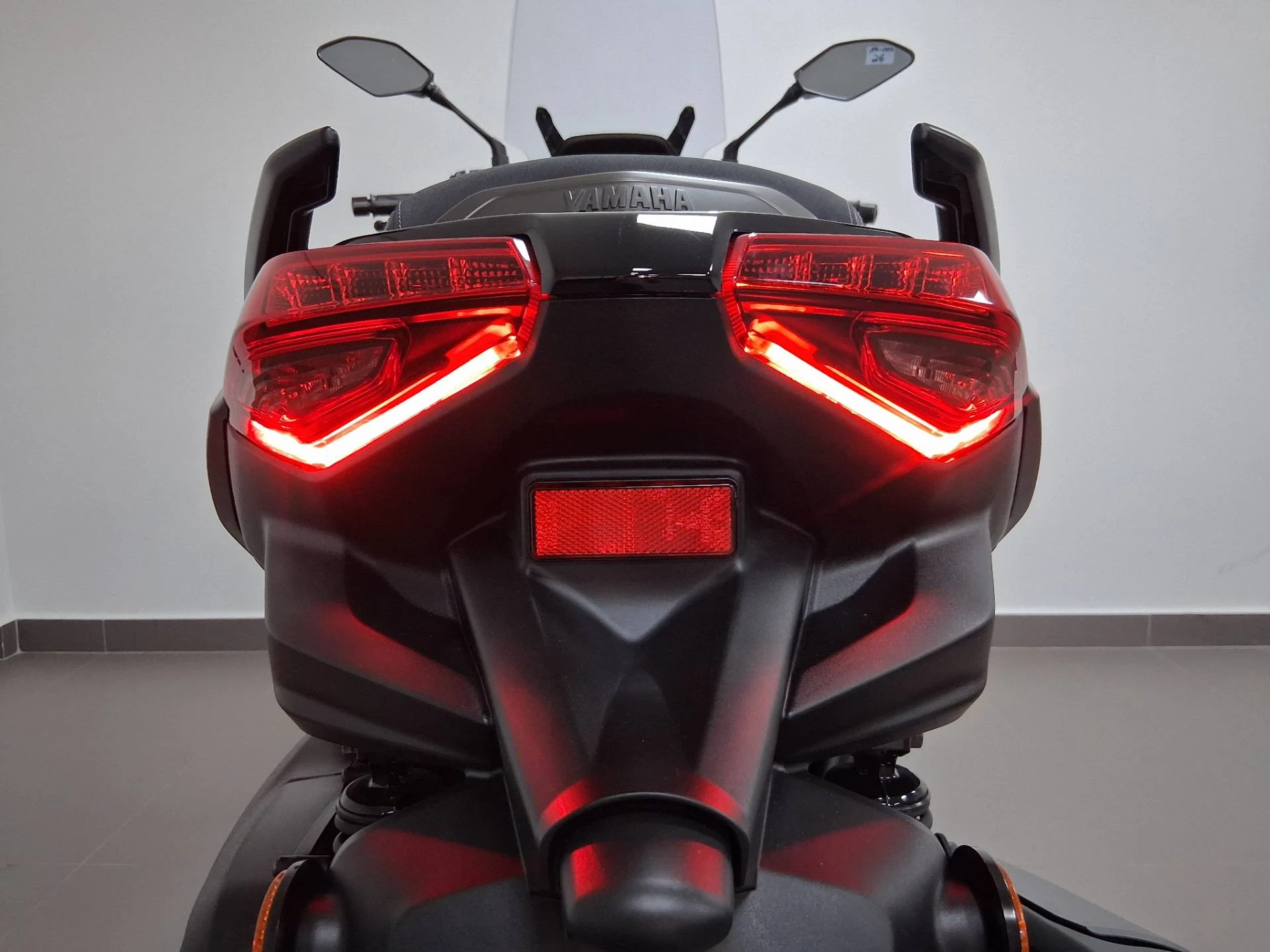 YAMAHA XMAX 300 CONNECTED ABS