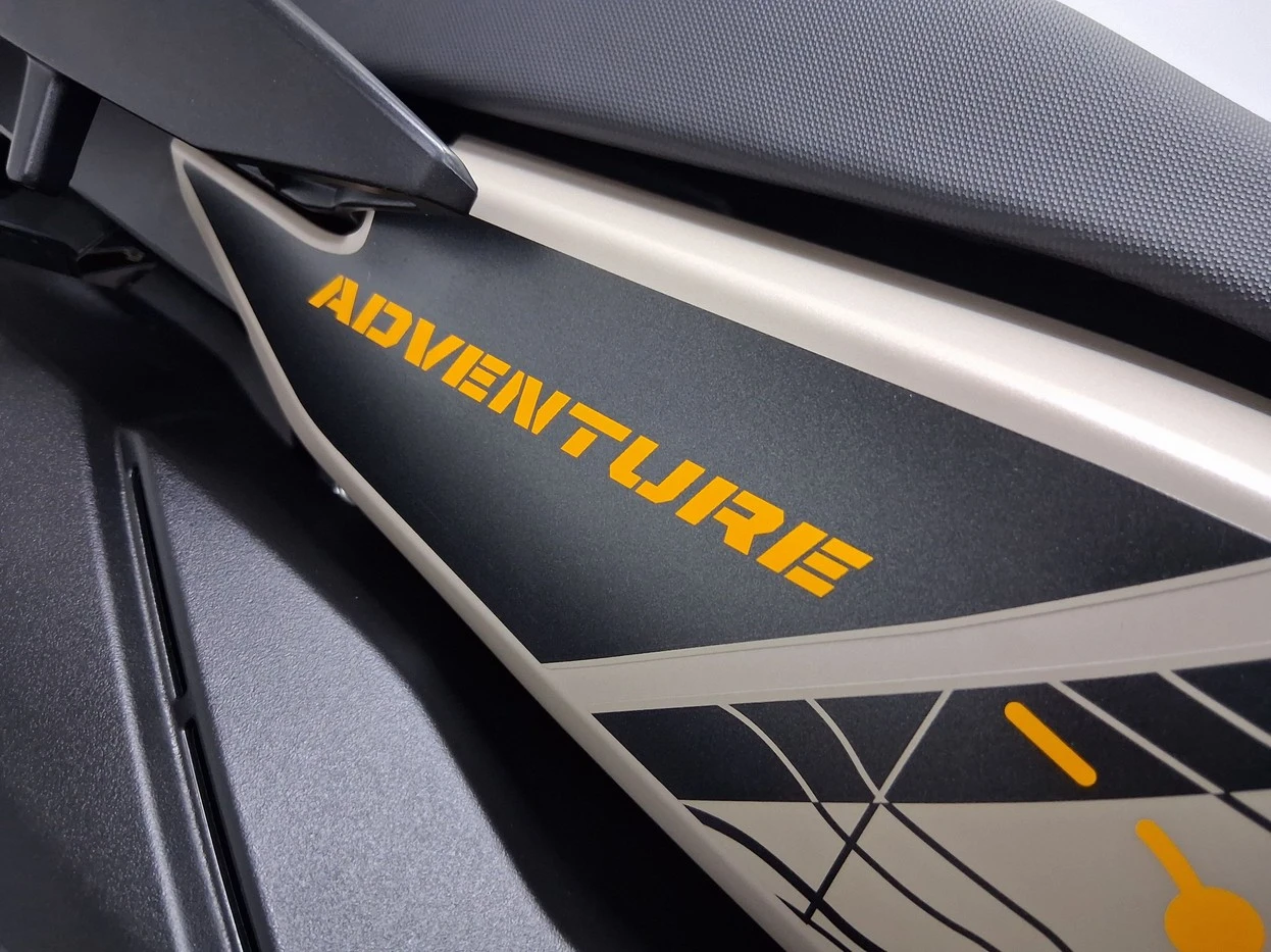 HONDA XRE 300 SAHARA ADVENTURE