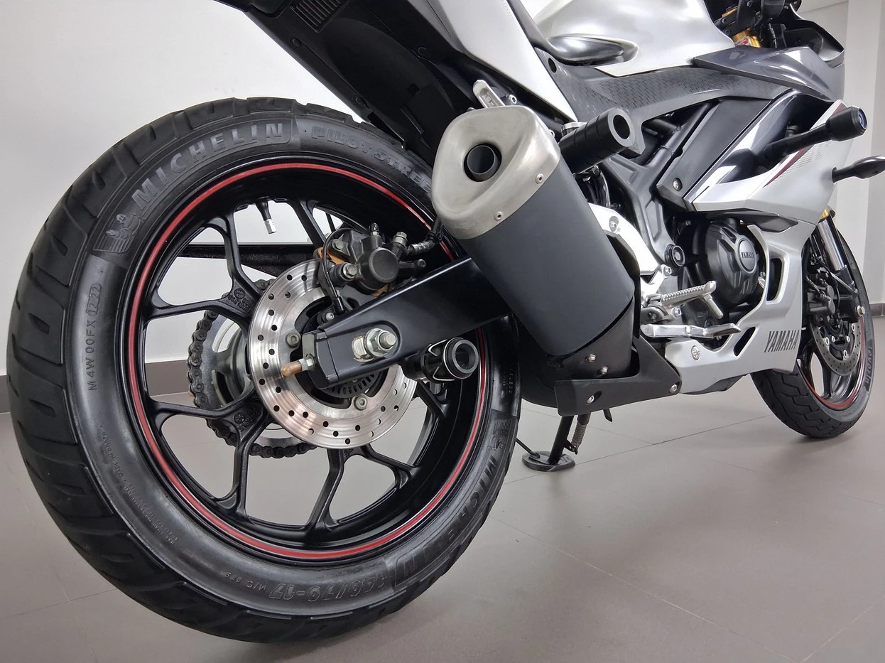 YAMAHA YZF R3 ABS