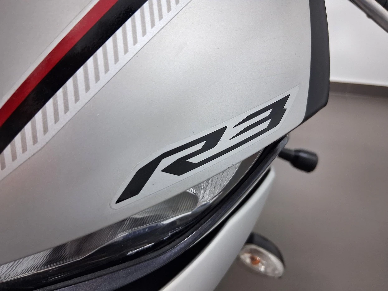 YAMAHA YZF R3 ABS