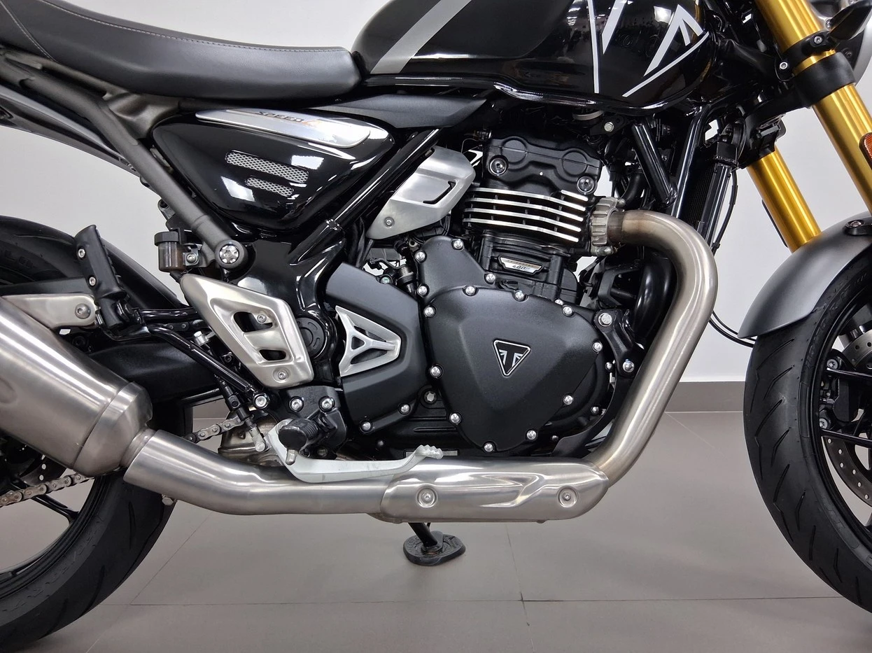 TRIUMPH SPEED 400