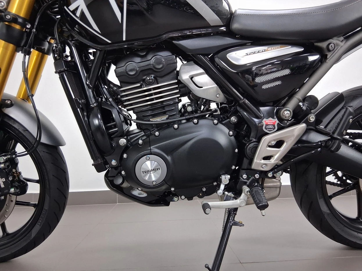 TRIUMPH SPEED 400