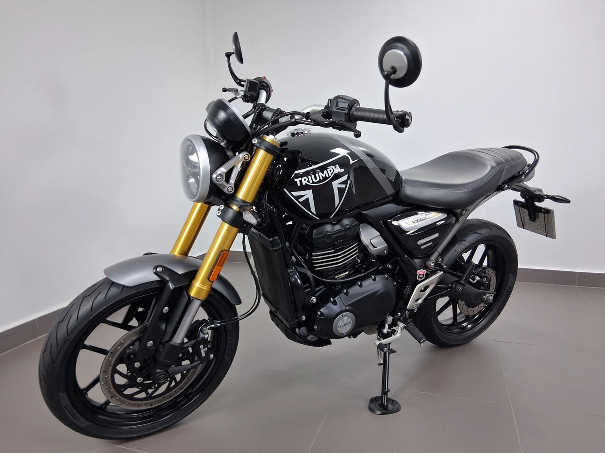 TRIUMPH SPEED 400
