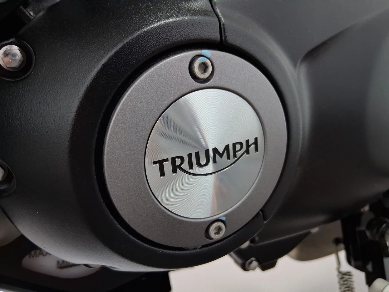 TRIUMPH SPEED 400