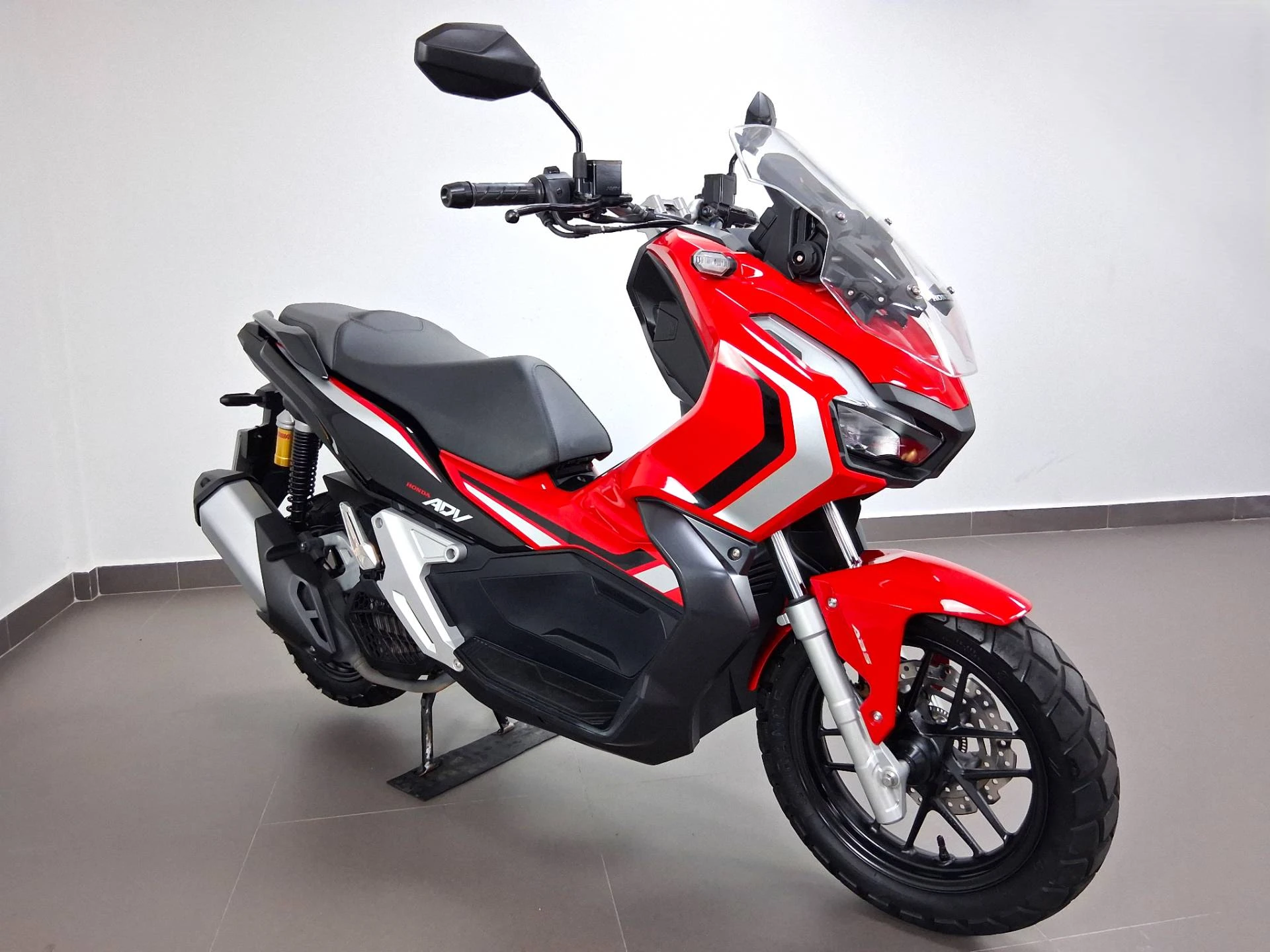 HONDA ADV 150