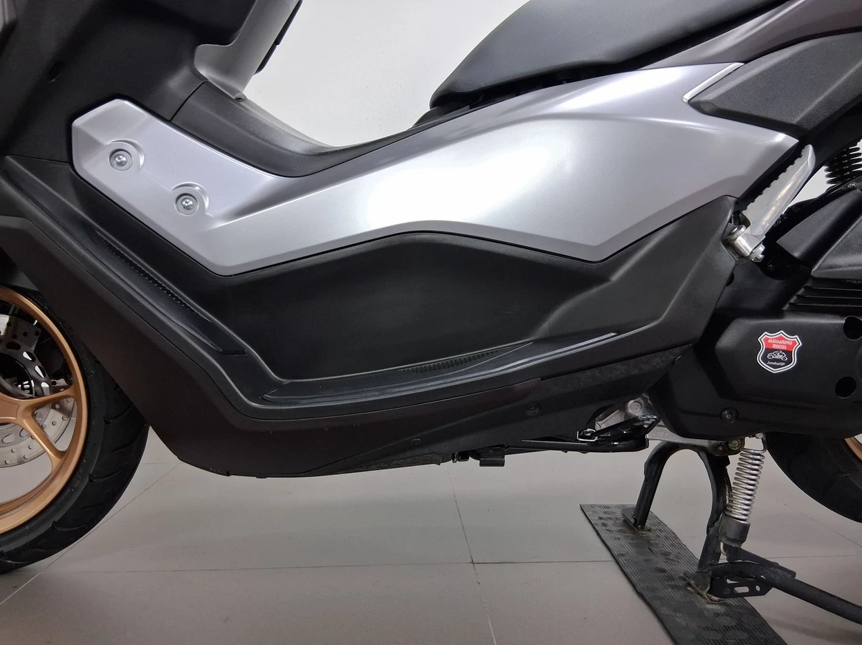 YAMAHA NMAX CONNECTED 160 ABS