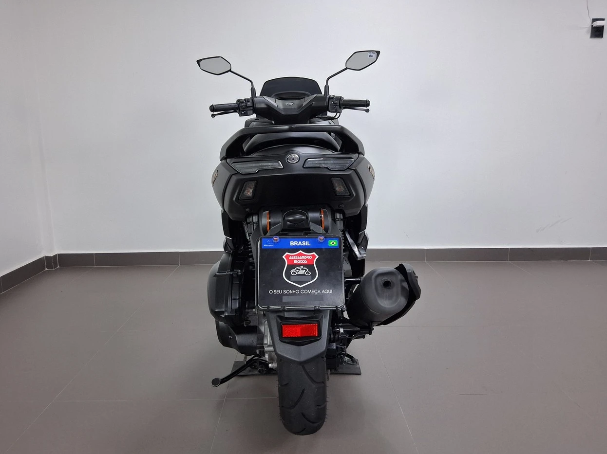 YAMAHA NMAX CONNECTED 160 ABS