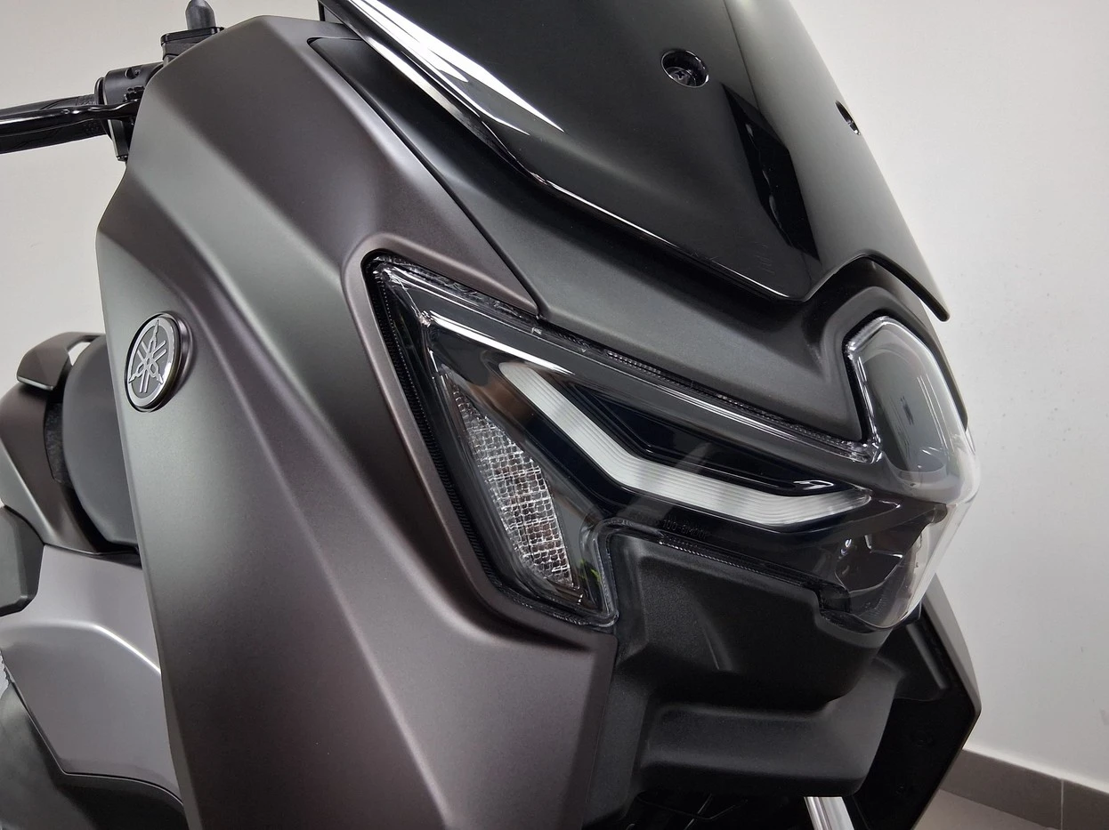 YAMAHA NMAX CONNECTED 160 ABS