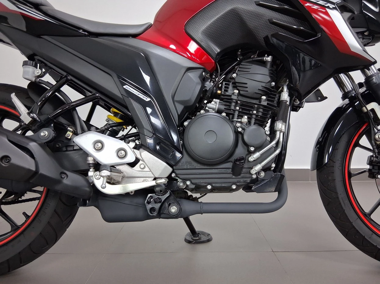 YAMAHA FZ25 FAZER ABS