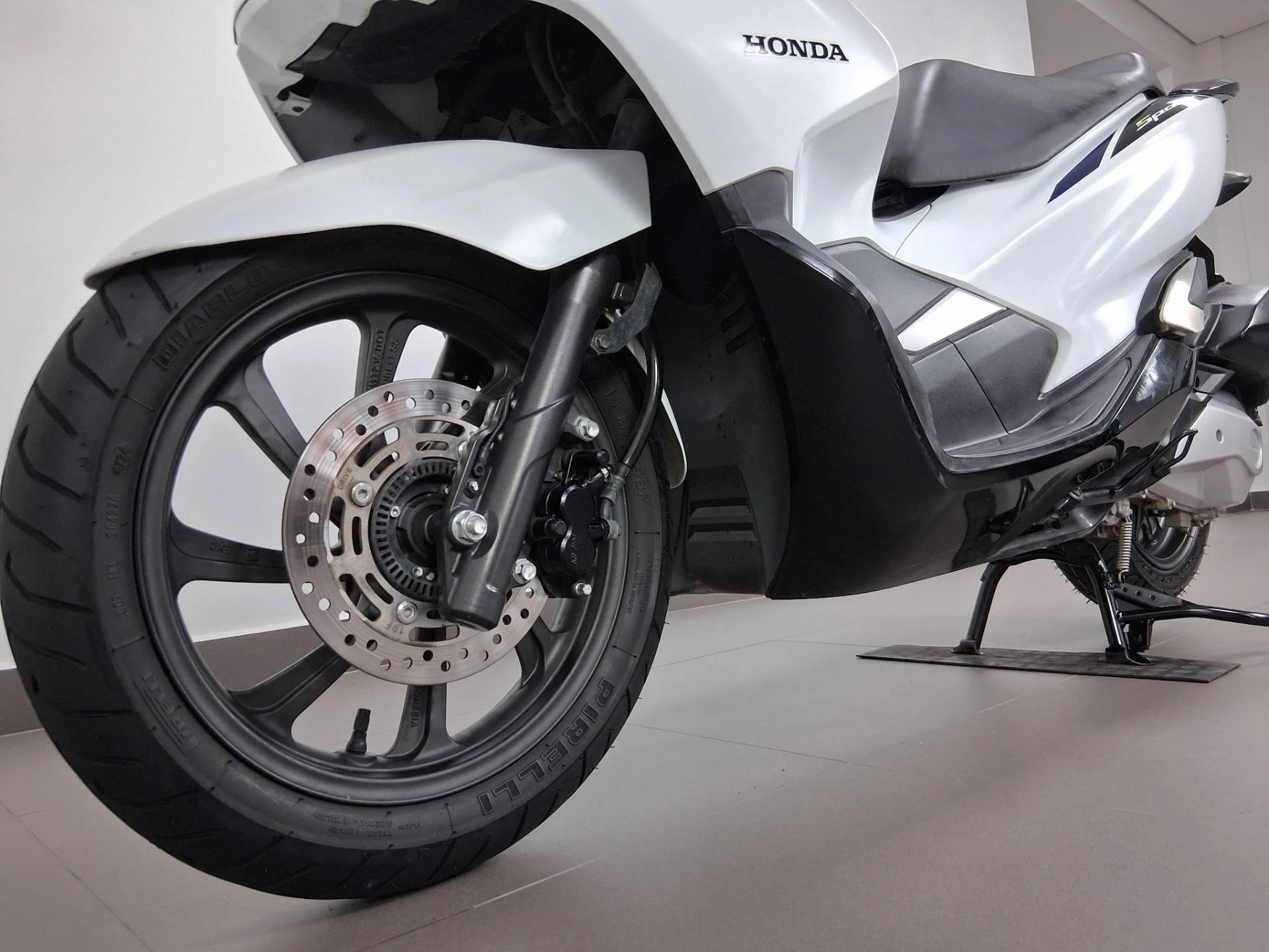 HONDA PCX 160 DLX