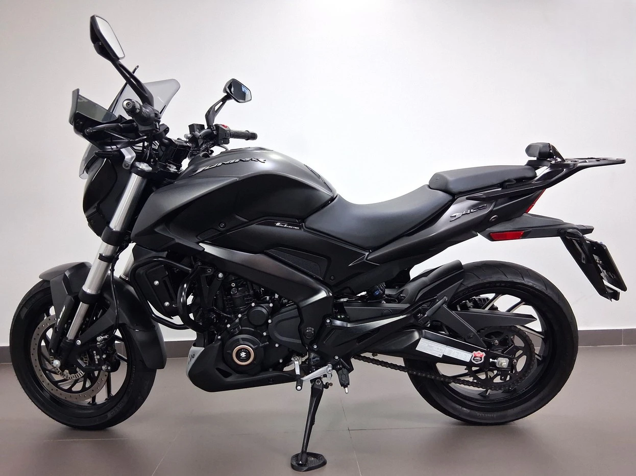 BAJAJ DOMINAR 400