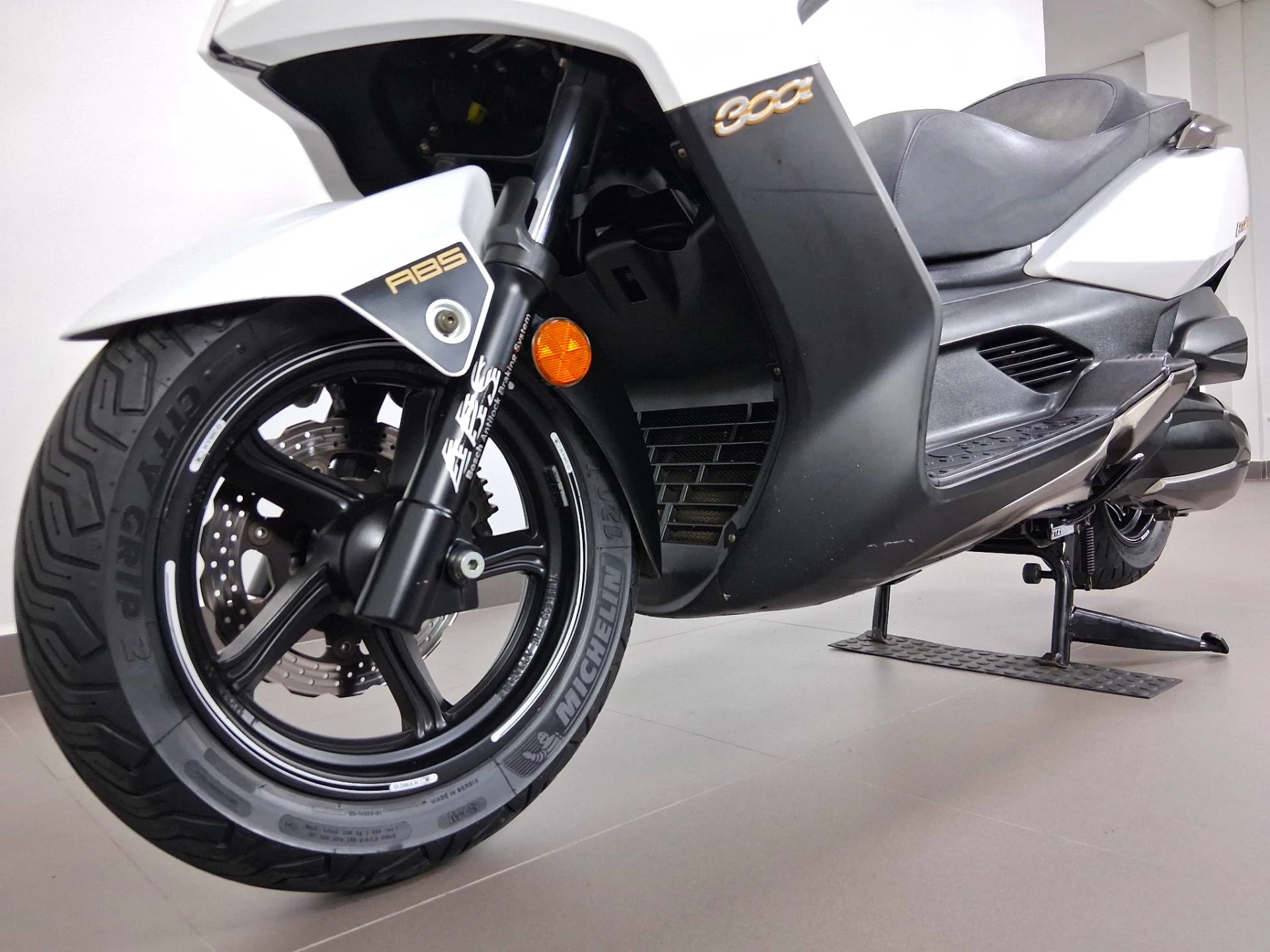 KYMCO DOWNTOWN 300 I ABS