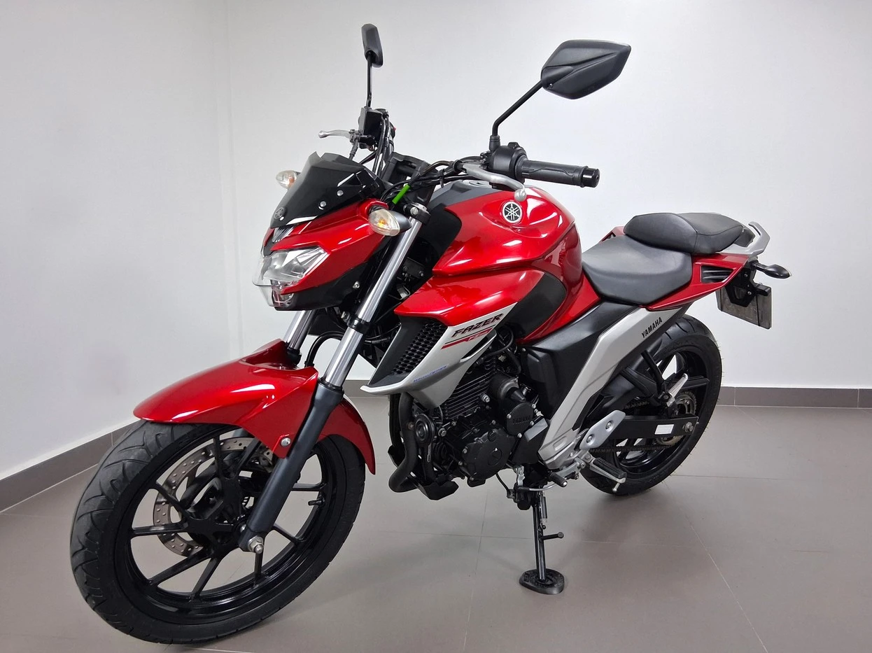 YAMAHA FZ25 FAZER ABS