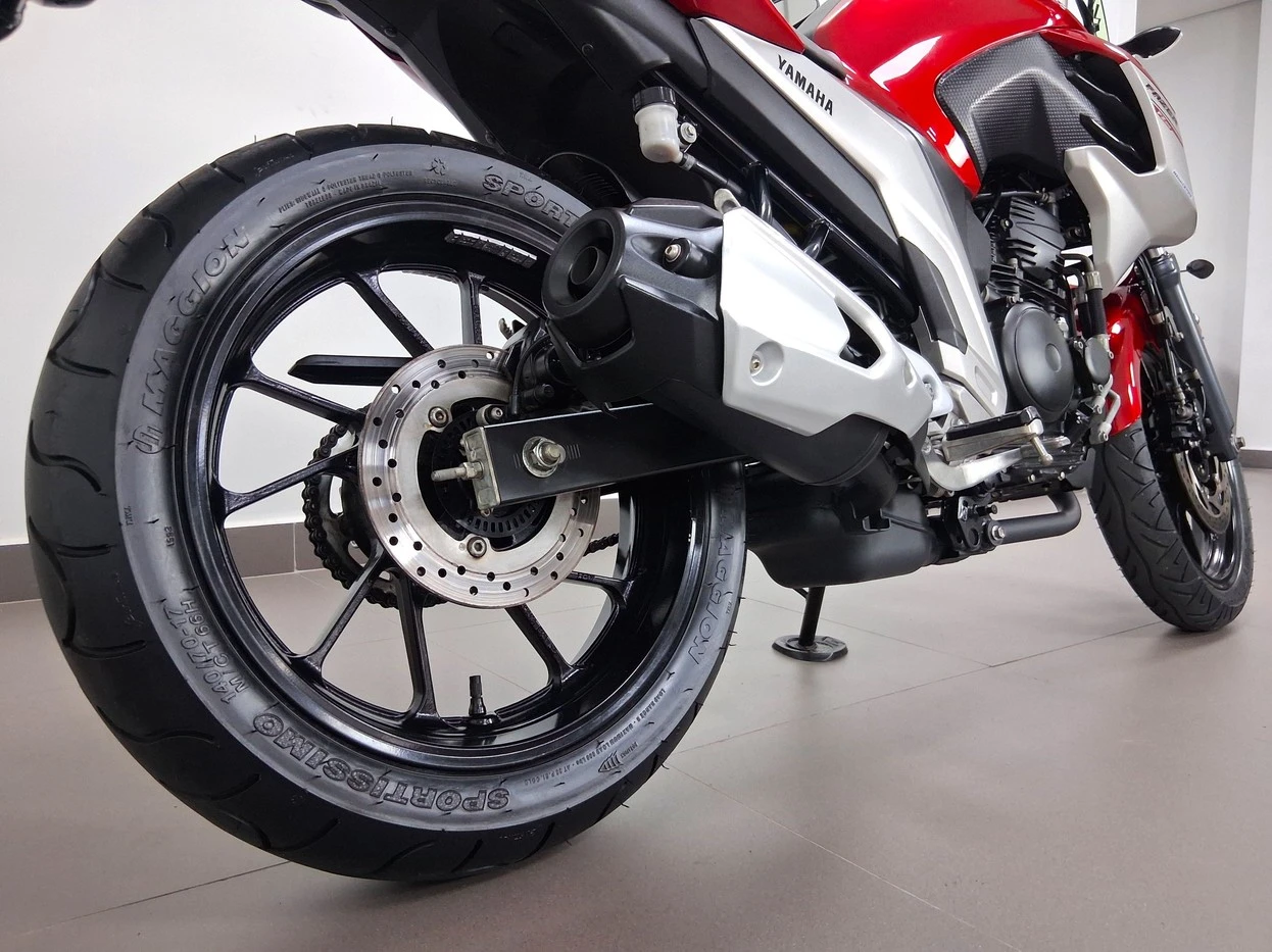 YAMAHA FZ25 FAZER ABS