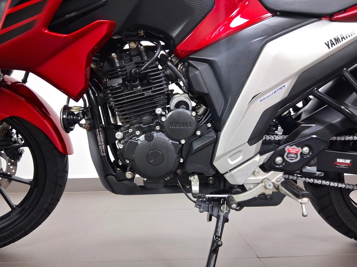 YAMAHA FZ25 FAZER ABS