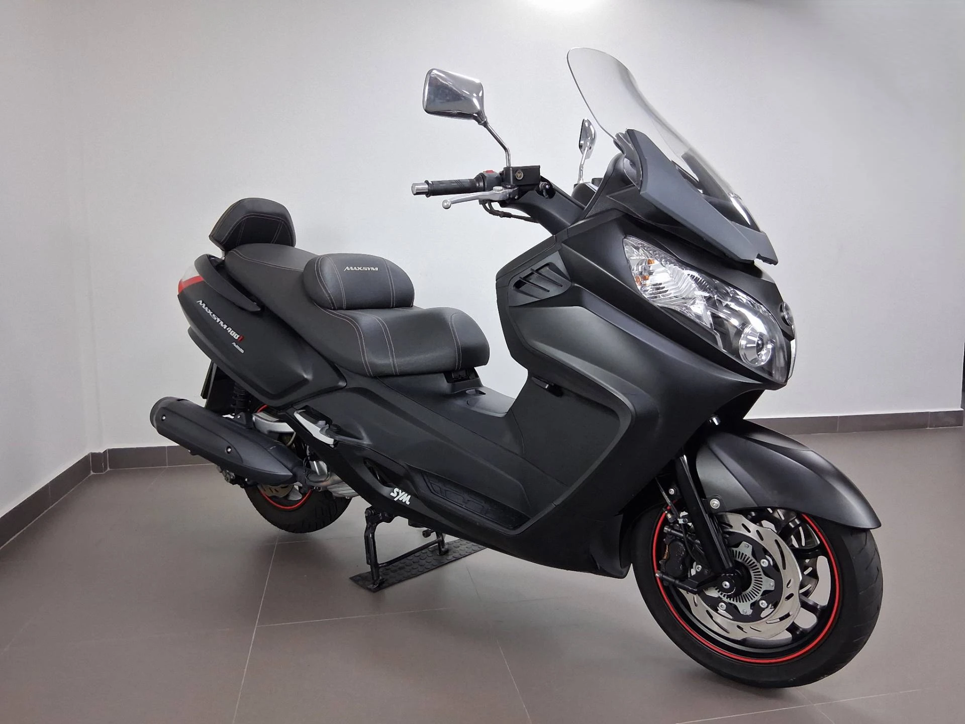DAFRA MAXSYM 400i
