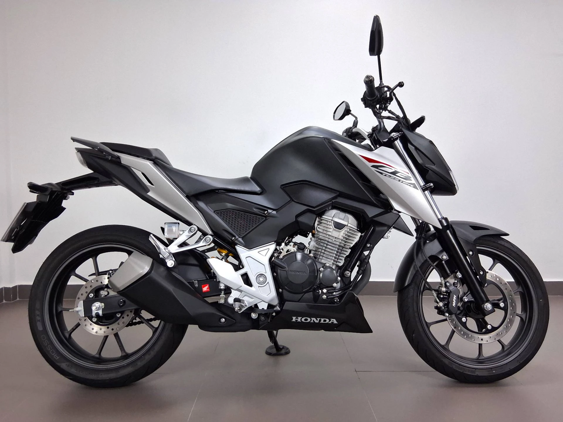 HONDA CB 300F TWISTER ABS