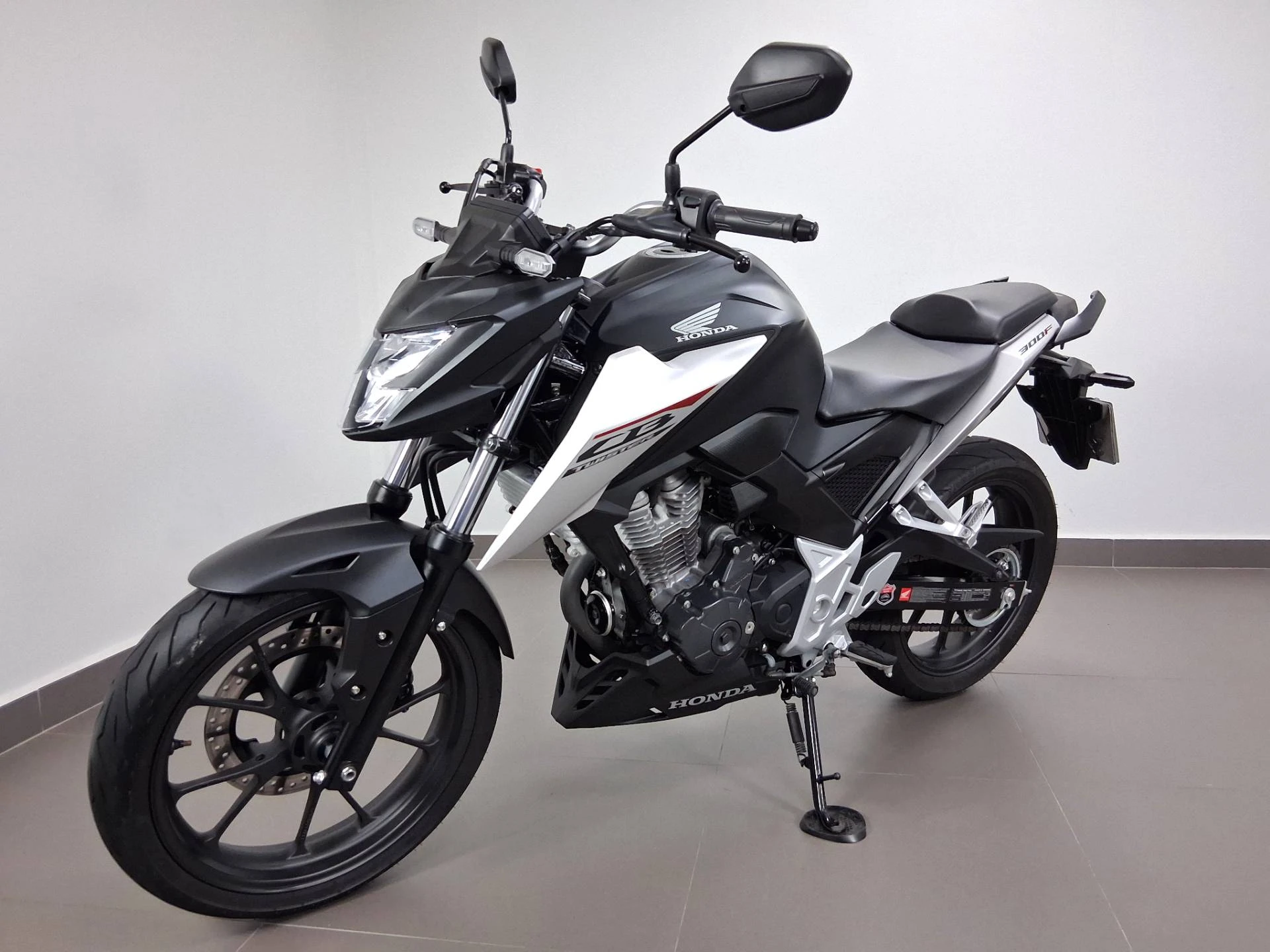 HONDA CB 300F TWISTER ABS