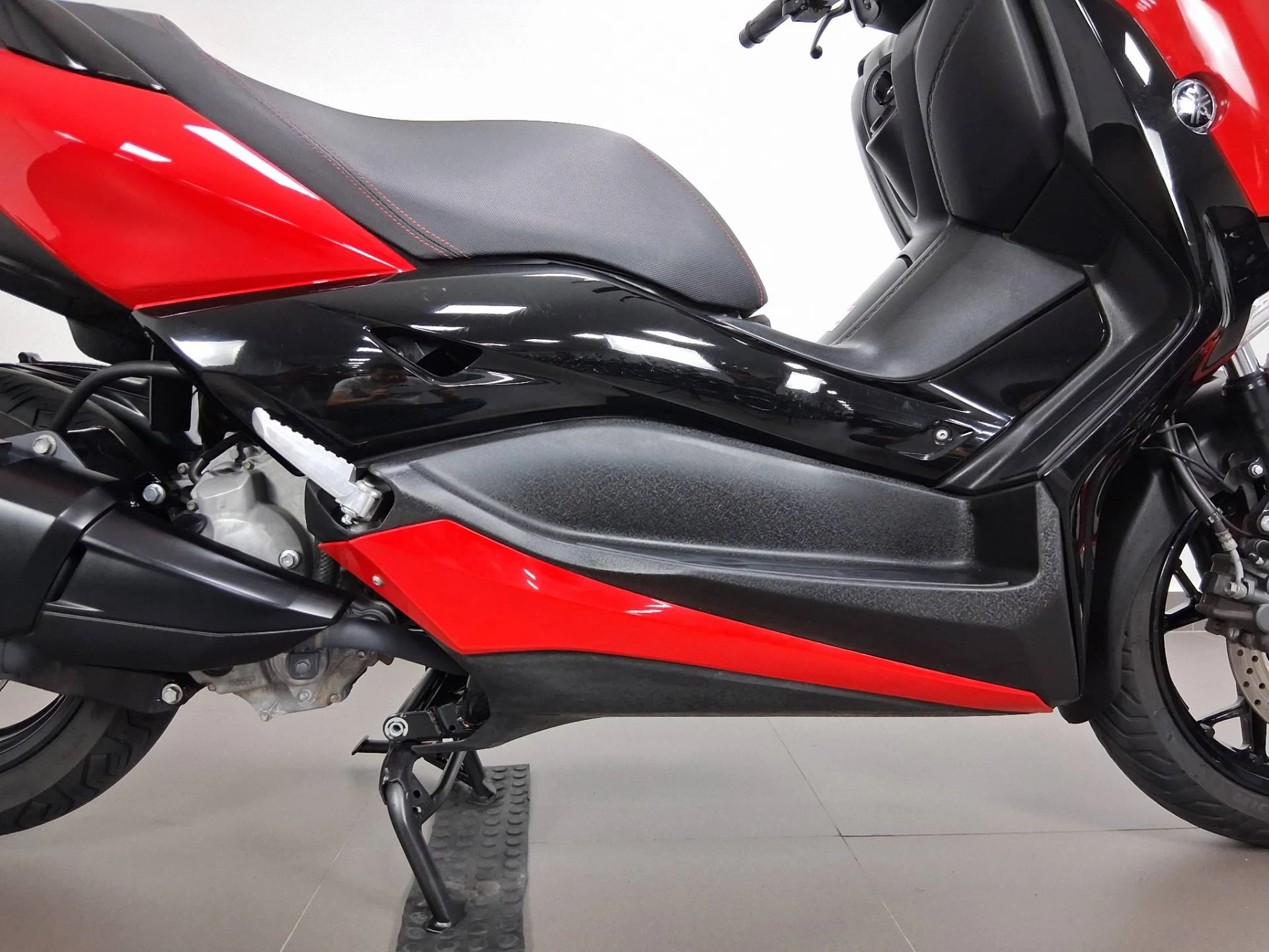 YAMAHA XMAX ABS
