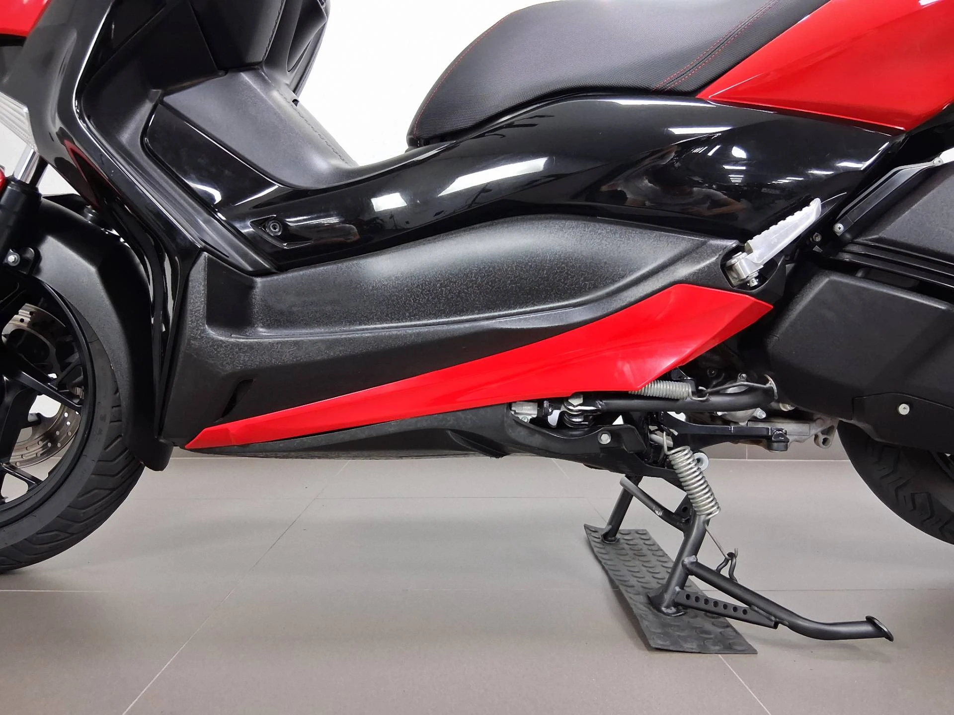 YAMAHA XMAX ABS