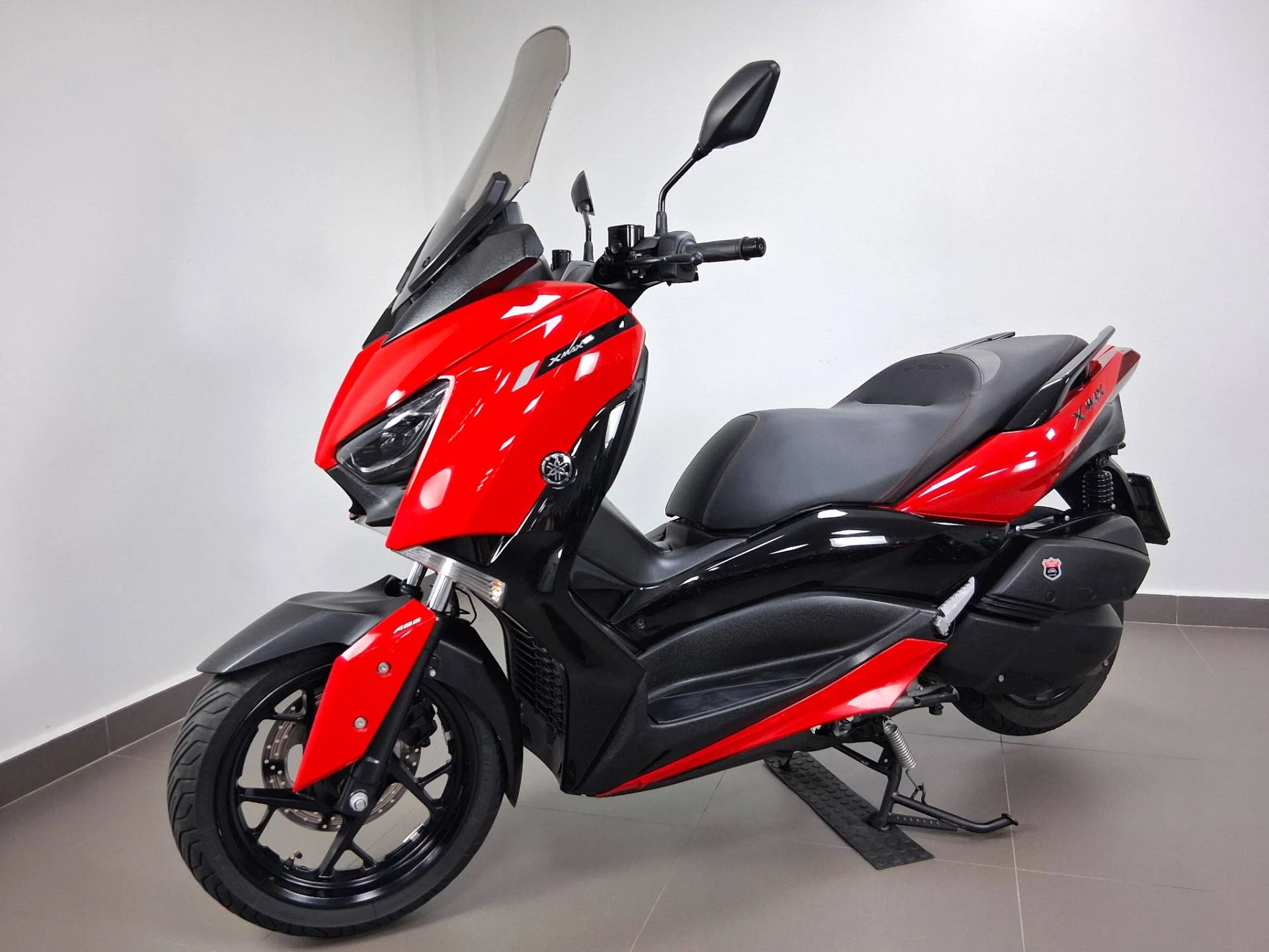 YAMAHA XMAX ABS