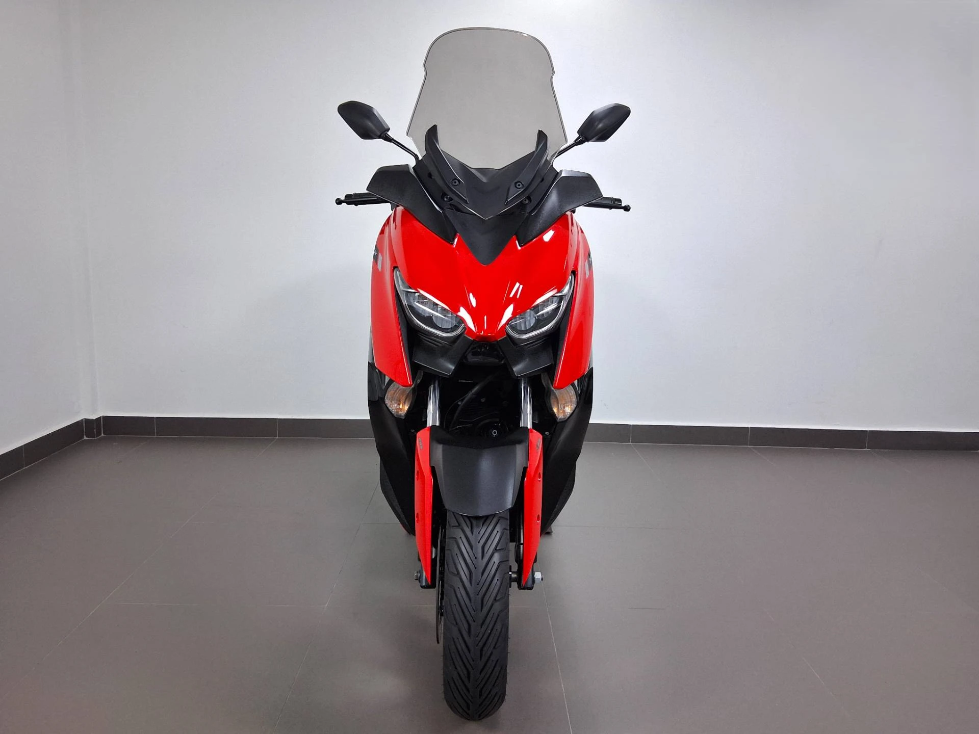YAMAHA XMAX ABS