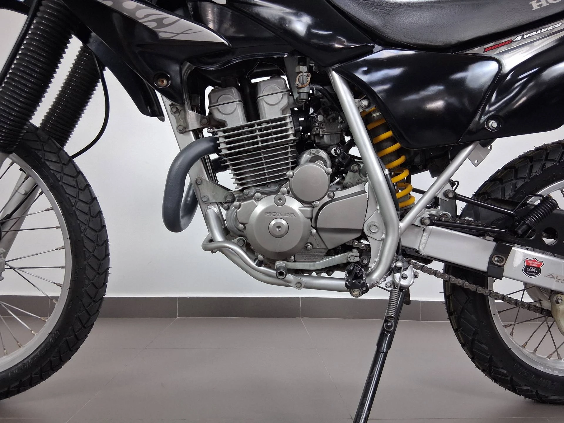 HONDA XR 250 TORNADO