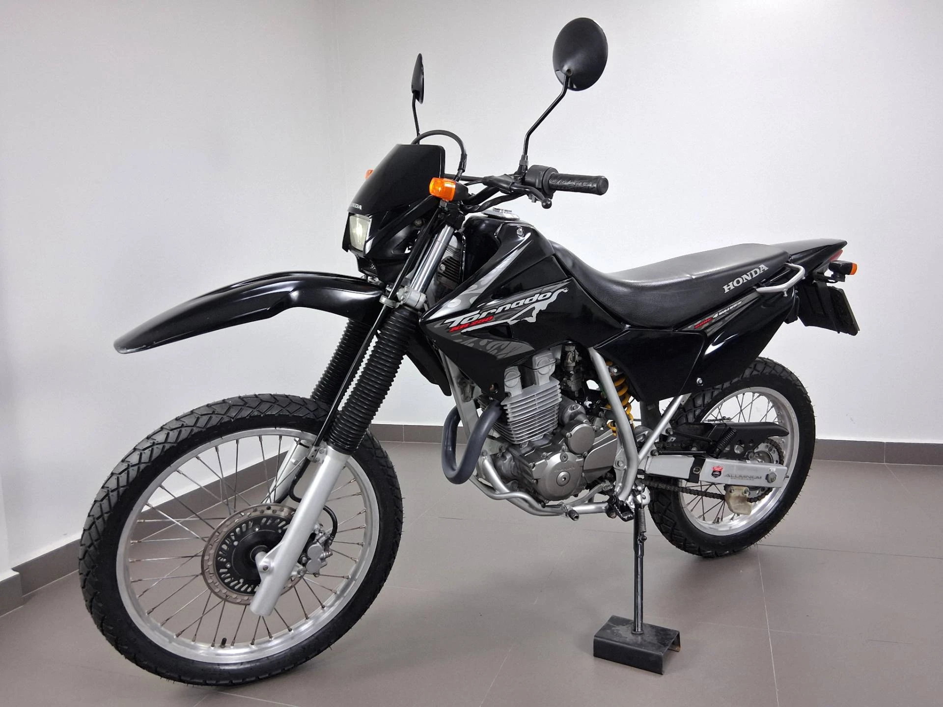 HONDA XR 250 TORNADO
