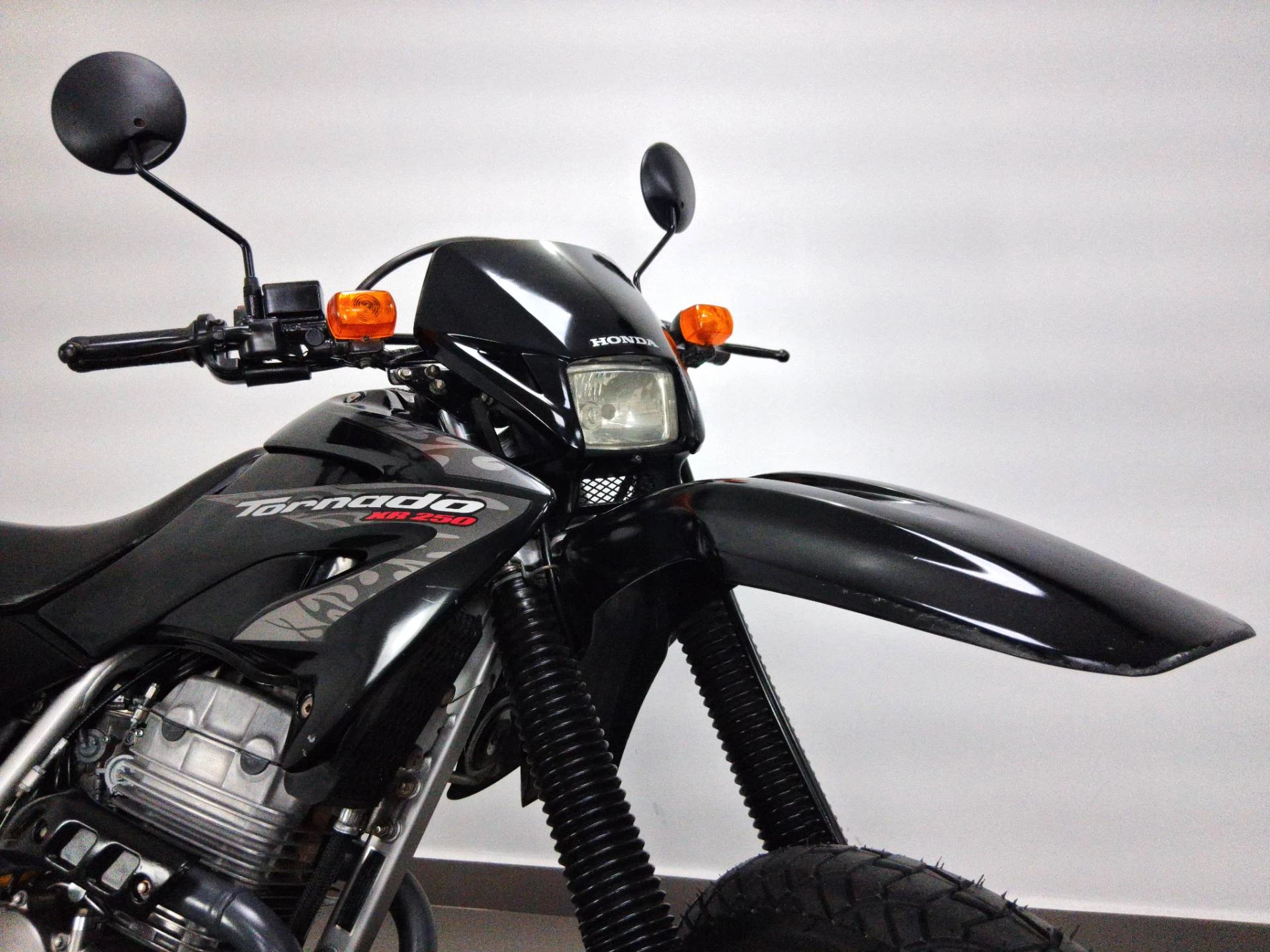HONDA XR 250 TORNADO
