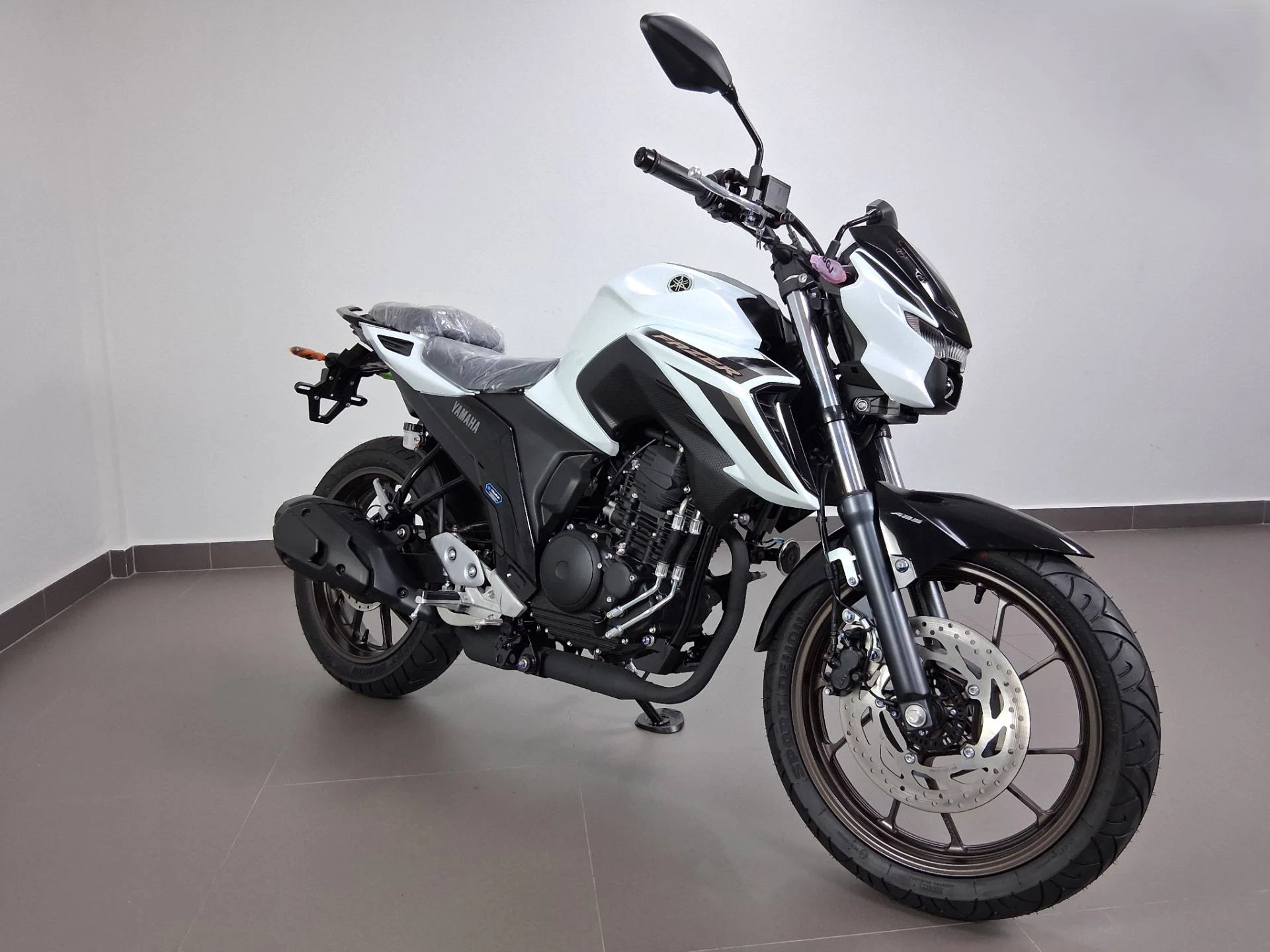 YAMAHA FZ25 FAZER CONNECTED ABS