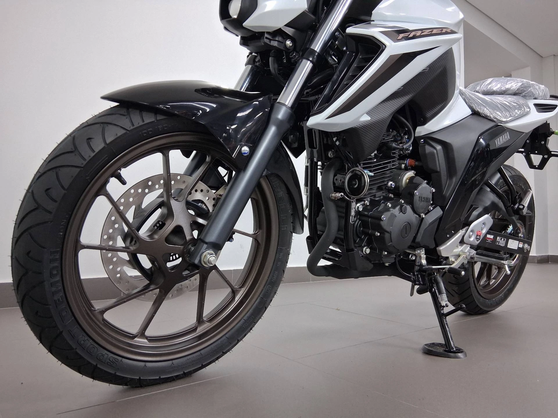 YAMAHA FZ25 FAZER CONNECTED ABS