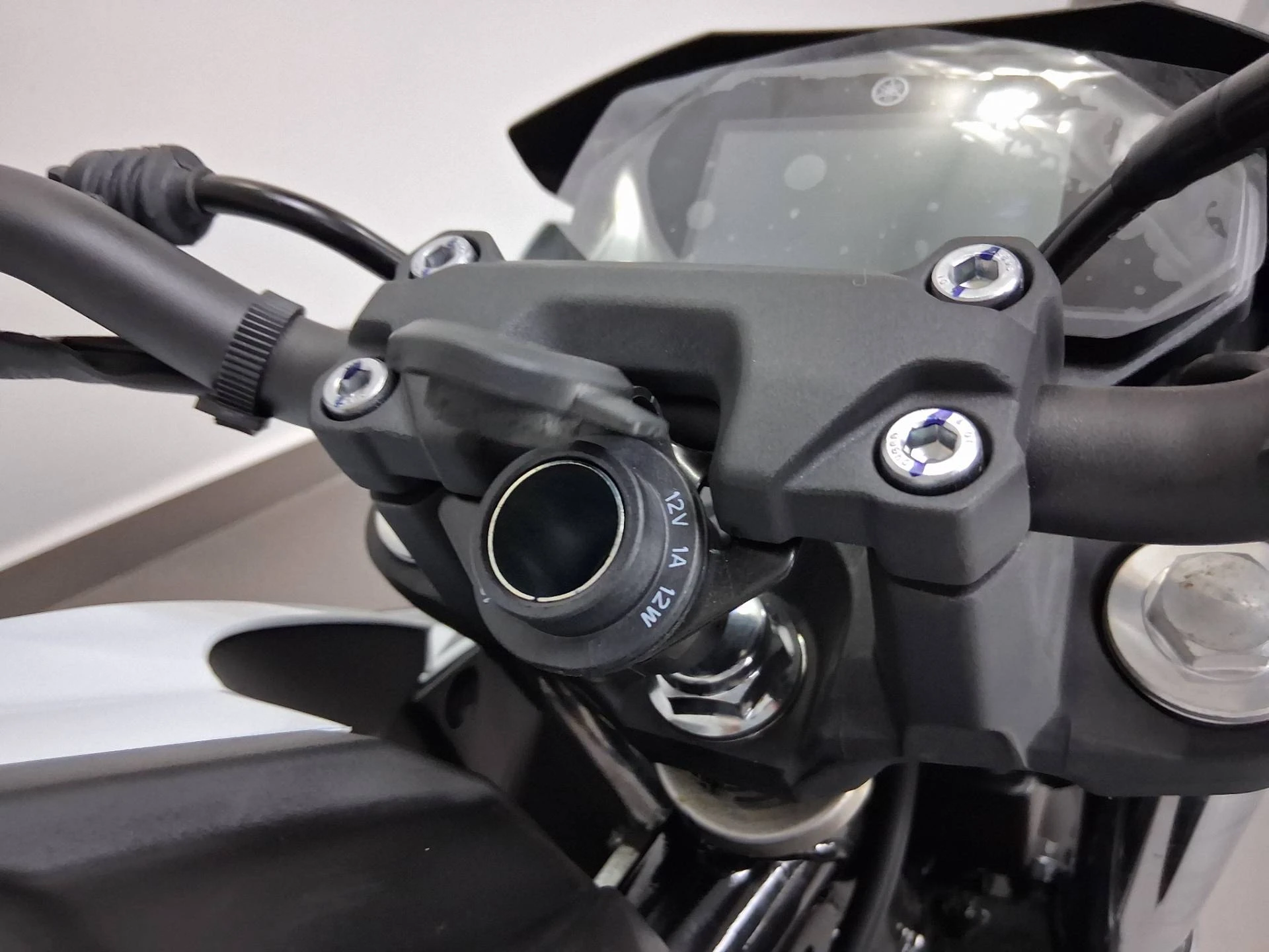 YAMAHA FZ25 FAZER CONNECTED ABS