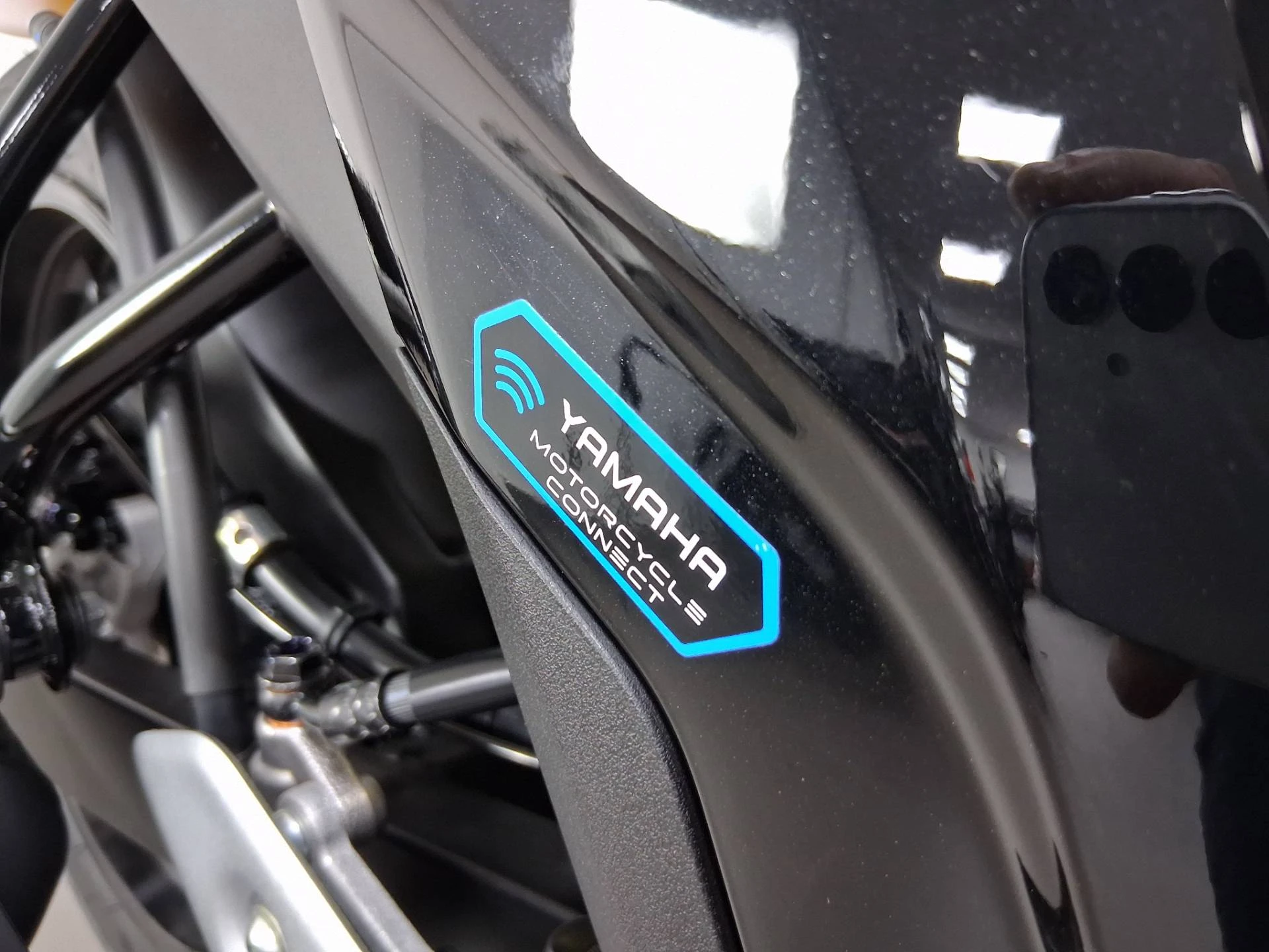YAMAHA FZ25 FAZER CONNECTED ABS
