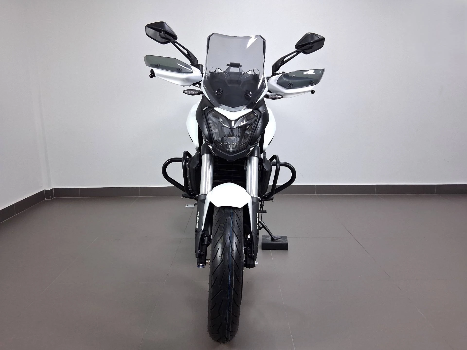 BAJAJ DOMINAR 400