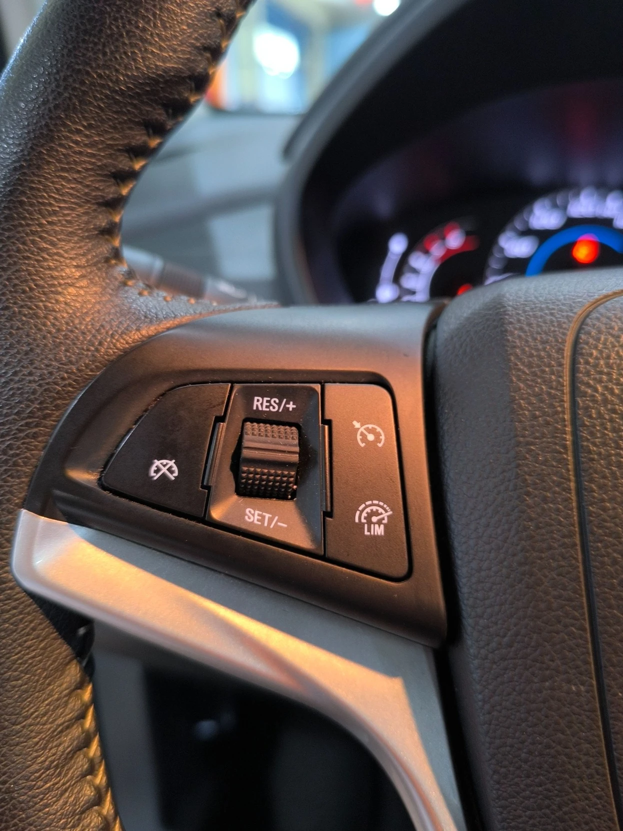 CHEVROLET SPIN